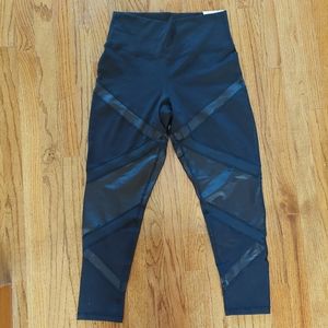 OFFLINE by Aerie The Hugger Legging High-Rise Size XL